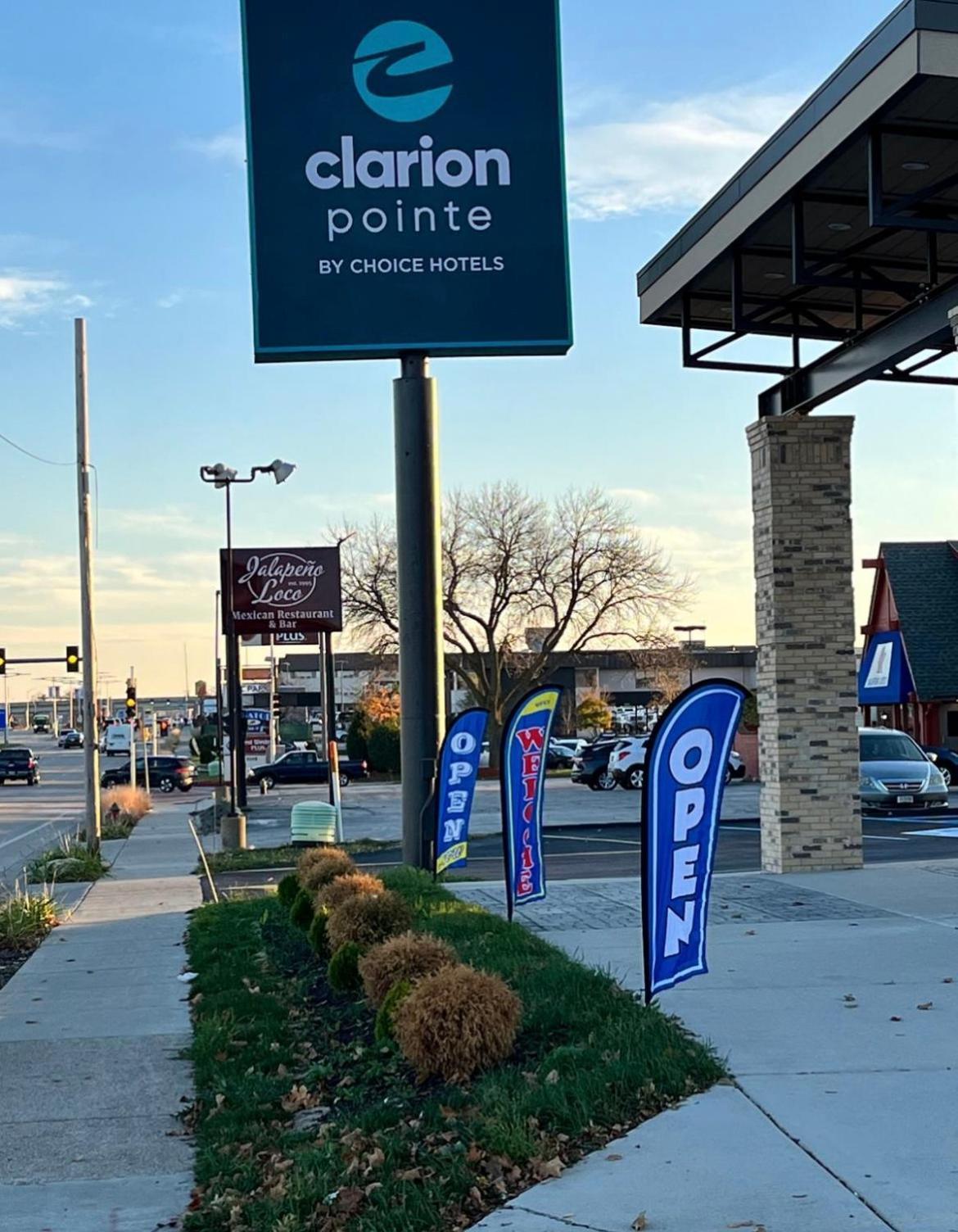 Clarion Pointe Milwaukee Exterior foto